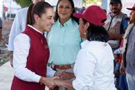 Sheinbaum encabeza en Puebla entrega de primer apoyo económico Sheinbaum encabeza en Puebla entrega de primer apoyo económico