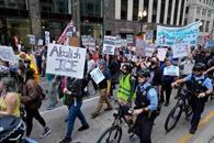 Sacuden redadas migratorias los barrios mexicanos de Chicago Sacuden redadas migratorias los barrios mexicanos de Chicago