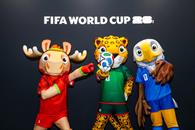Mascotas del mundial visitan el estadio BBVA Mascotas del mundial visitan el estadio BBVA