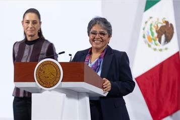 Raquel Buenrostro exhibe irregularidades del Fonden