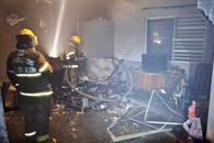 Rescatan a mujer de incendio Rescatan a mujer de incendio