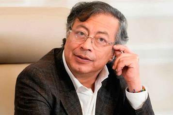 "Ni un paso atrás y jamás de rodillas"