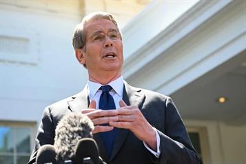 Sancionan a Gustavo Petro y a su familia