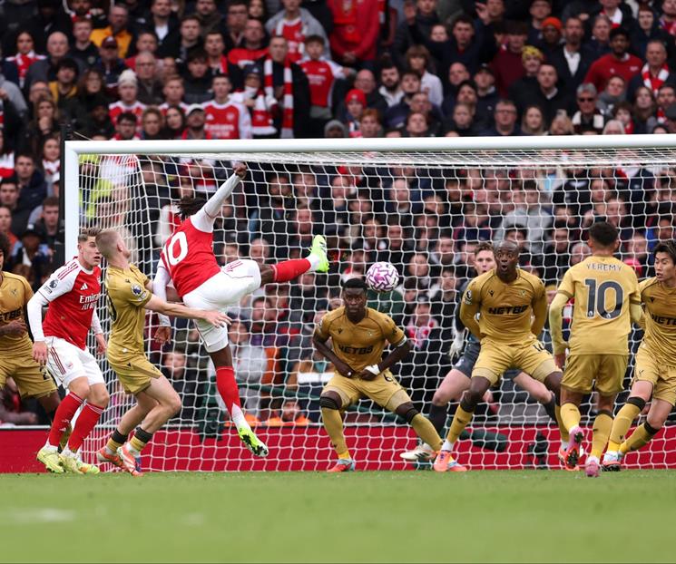 Vence el Arsenal al Palace y siguen de líderes en Premier Vence el Arsenal al Palace y siguen de líderes en Premier