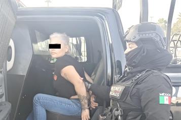 Capturan con arma larga y drogas a dos mujeres