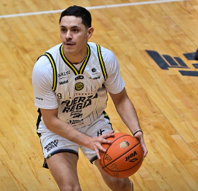 Fuerza Regia, a un triunfo de la final de la LNBP Fuerza Regia, a un triunfo de la final de la LNBP