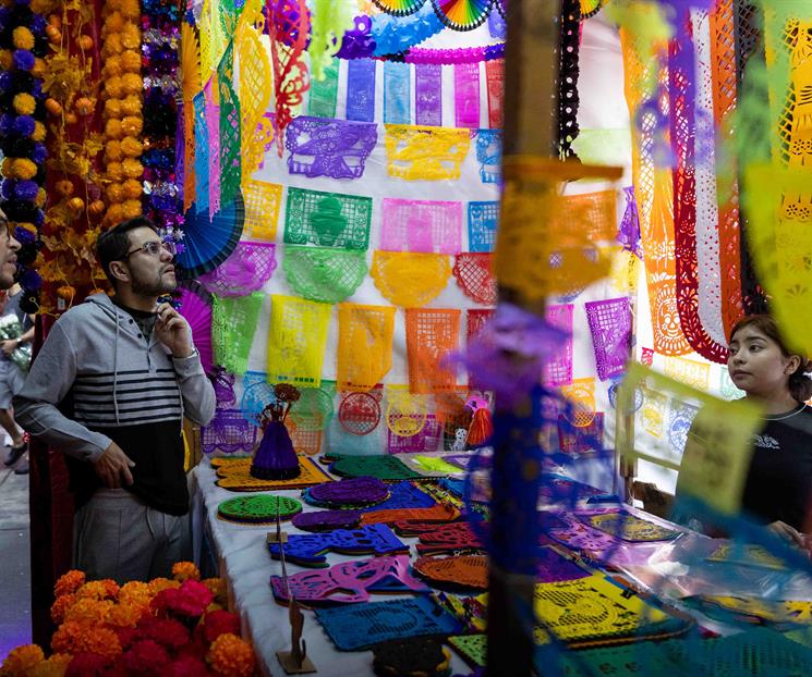 Día de Muertos: el significado de los colores del papel picado