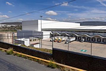 "Es un elefante blanco la megafarmacia de AMLO"