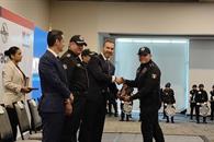 Entrega Adrián reconocimientos a 115 policías