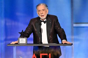 Est&aacute; Francis Ford Coppola en quiebra; subastar&aacute; relojes
