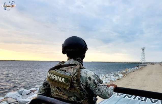 Marina realiza búsqueda y rescate marítimo en Acapulco