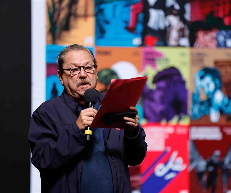 Sheinbaum descarta cambios en FCE tras declaraciones de Taibo Sheinbaum descarta cambios en FCE tras declaraciones de Taibo