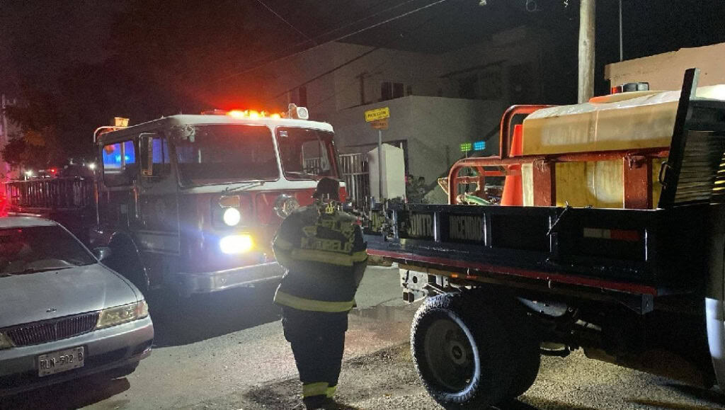 Arde casa en Montemorelos