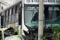 Muere mujer tras choque contra camión Muere mujer tras choque contra camión