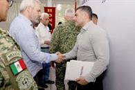 Escucha Harfuch a citricultores michoacanos