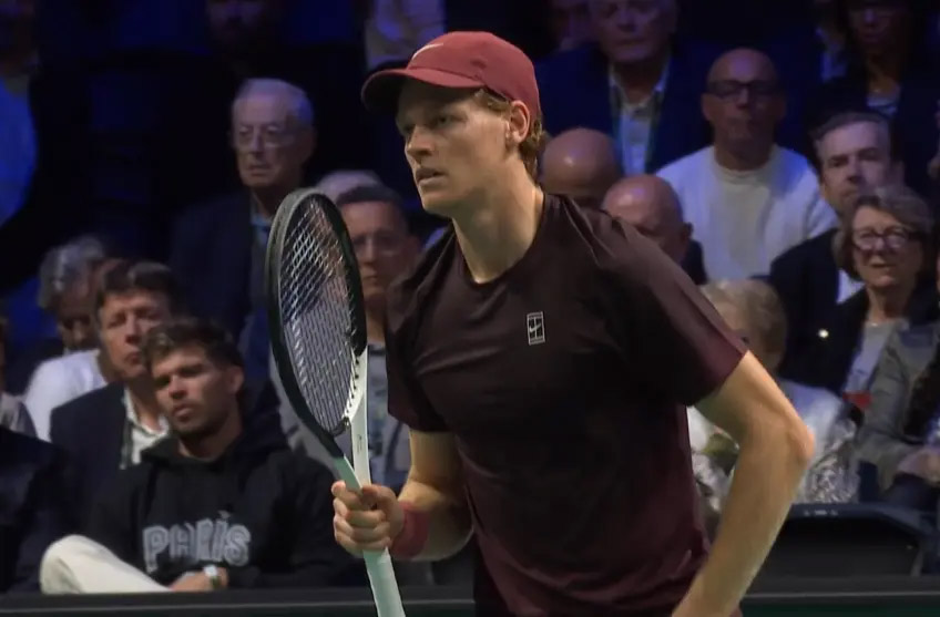 Avanza Sinner a octavos en París Avanza Sinner a octavos en París