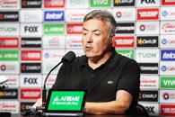 Domènec apenas dibuja su cuadro