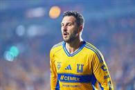Está Gignac en duda para iniciar el Clásico Regio
