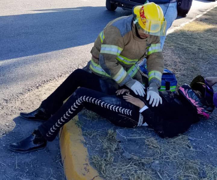 Resulta motociclista herido en accidente Resulta motociclista herido en accidente