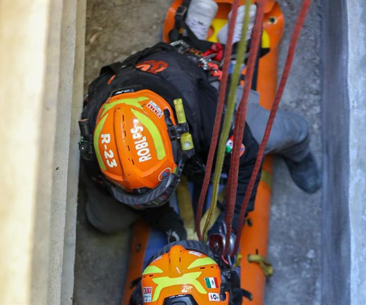 Realizan simulacro en Panteón Dolores Realizan simulacro en Panteón Dolores