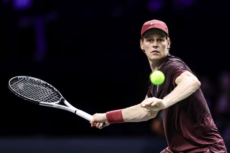 Se instala Sinner en cuartos del Máster de París