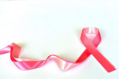 Buscan traducir información de cáncer de mama a lenguas indígenas