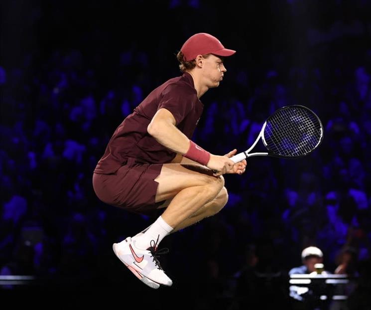 Avanza Sinner a la final del Másters de París 