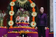 Honra Claudia Sheinbaum a mujeres indígenas con ofrenda 