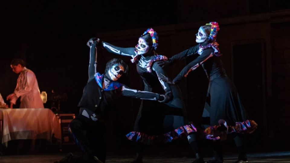 Retratan vida y obra de Frida Kahlo en experiencia inmersiva