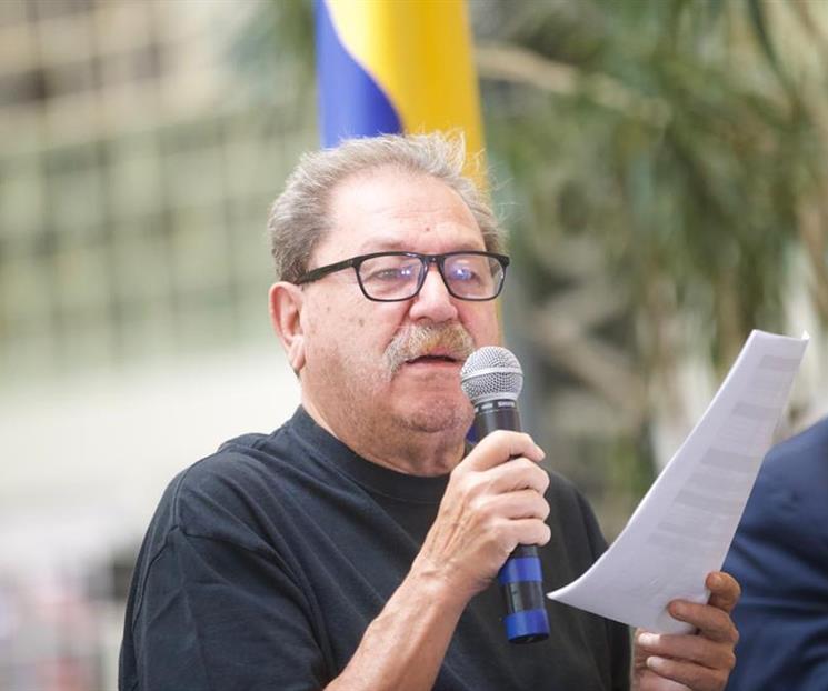 Feministas protestan contra visita de Paco Taibo II a Chiapas