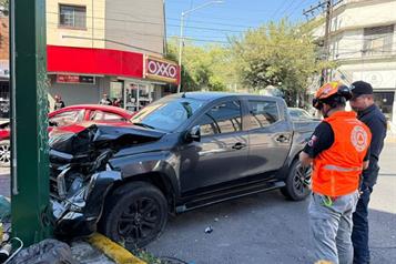 Deja choque cuatro lesionados