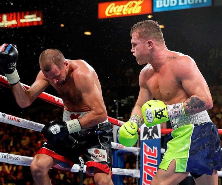 Le exigen a Canelo la pelea con Benavidez