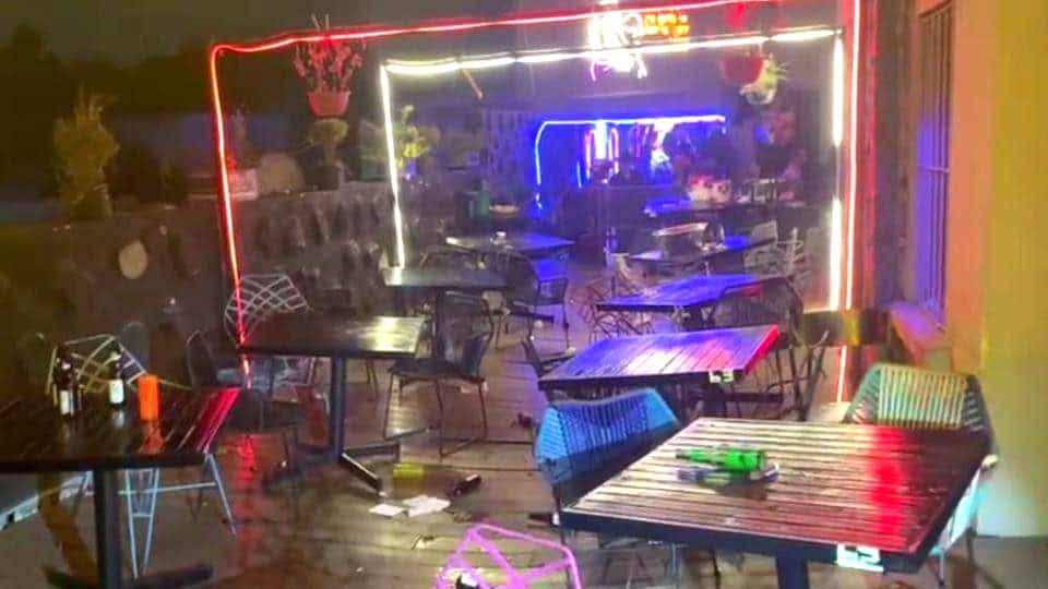 Colapsa techo en antro