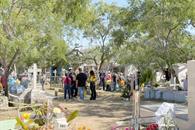 Abarrotan regios panteones del Área Metropolitana Abarrotan regios panteones del Área Metropolitana