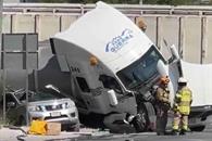 Embiste tren a pipa en Santa Catarina Embiste tren a pipa en Santa Catarina