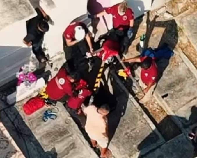 Cae anciana a tumba en Linares