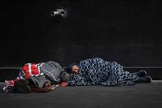 Invalida SCJN multas por dormir en la calle en Morelos