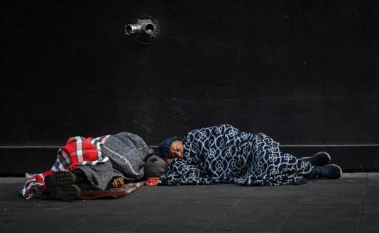 Invalida SCJN multas por dormir en la calle en Morelos