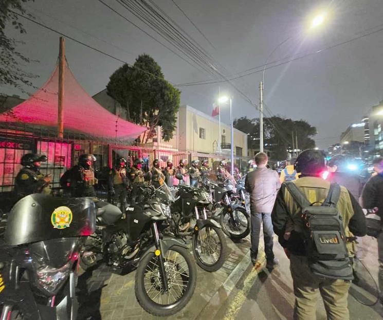 Rompe Perú relaciones diplomáticas con México