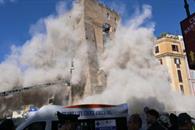 Colapsa torre medieval en Roma y deja un trabajador atrapado Colapsa torre medieval en Roma y deja un trabajador atrapado