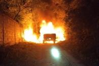 Encuentran cuerpo dentro de camioneta incendiada en Allende