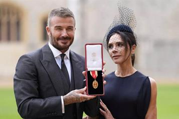 Distinguen a David Beckham como caballero británico