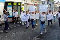 Marchan otra vez en Uruapan por justicia para Manzo Marchan otra vez en Uruapan por justicia para Manzo