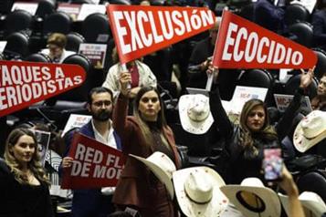 Enfrenta diputado de Morena reproches