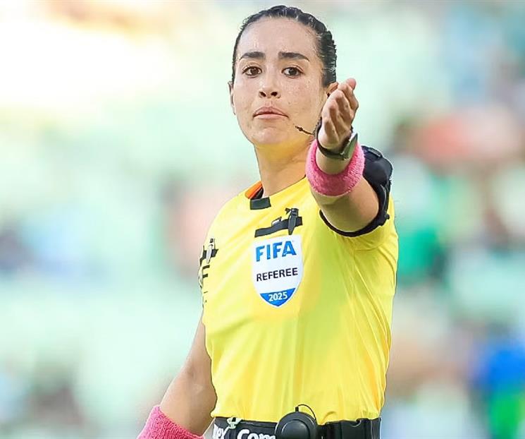 Nominan a Katia para mejor árbitra del mundo