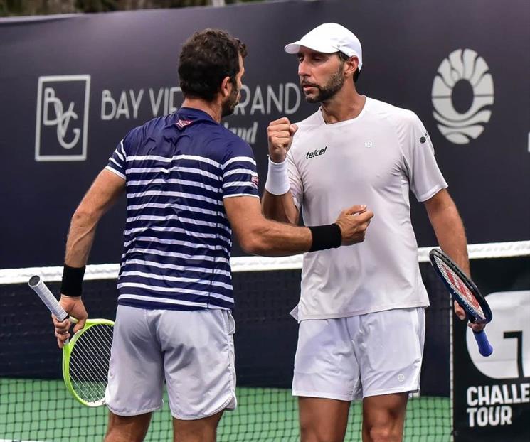 Avanza Santiago a final en Grecia y Renata a semifinal en Austin