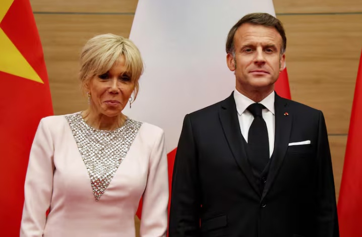 Alistan llegada de Emmanuel Macron a Palacio Nacional Alistan llegada de Emmanuel Macron a Palacio Nacional