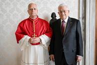 Recibe papa León XIV al presidente de Palestina en el Vaticano
