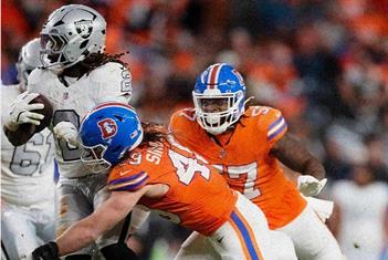 Se imponen Broncos a Raiders