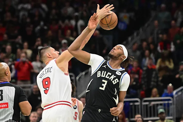 Superan los Bucks a Chicago